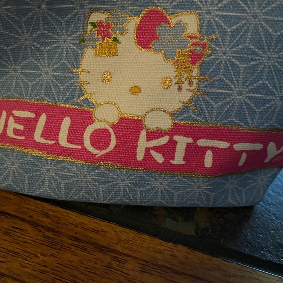 Hello Kitty pouch - Picture 4 of 6